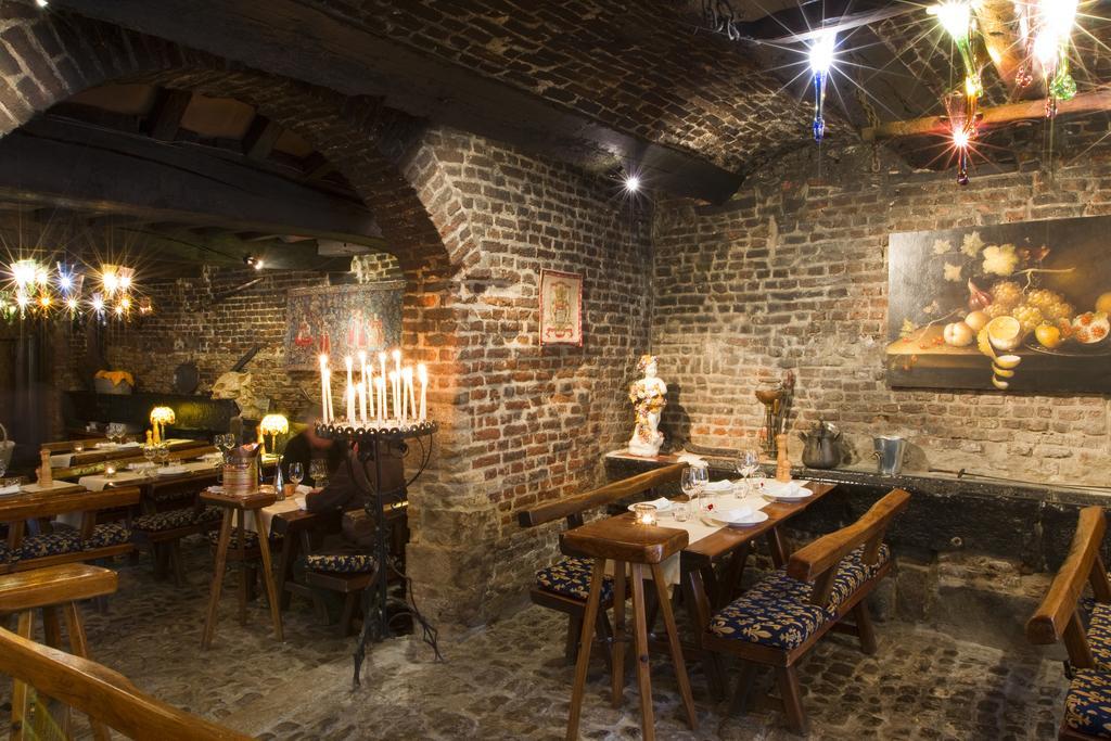 Auberge Du Bon Fermier วาลองเซียนส์ ภายนอก รูปภาพ