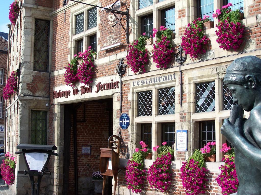 Auberge Du Bon Fermier วาลองเซียนส์ ภายนอก รูปภาพ